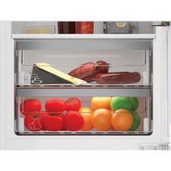 GRUNDIG GKNI15740N FRIGORIFICO COMBI