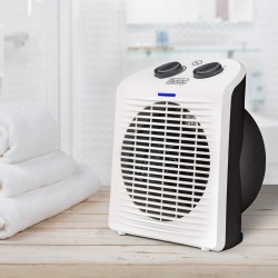 BLACK&DEKER BXSH2000E CALEFACTOR 2000 W. Dos potencías y función ventilador. Color Blanco.