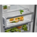 ELECTROLUX LNC7ME32W1 FRIGORIFICO COMBI 186 cm, no frost, capacidad 302 L. Clasificación E